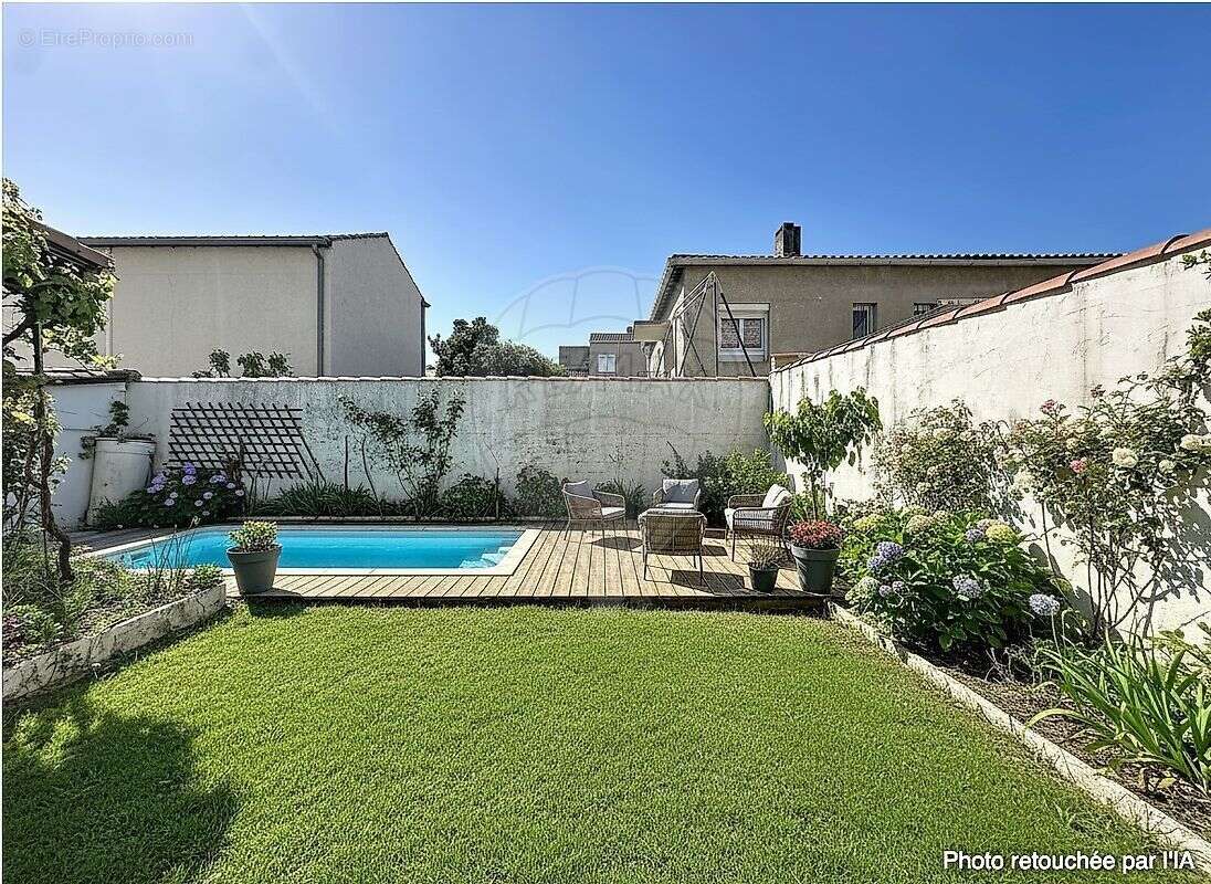 Maison à NIMES