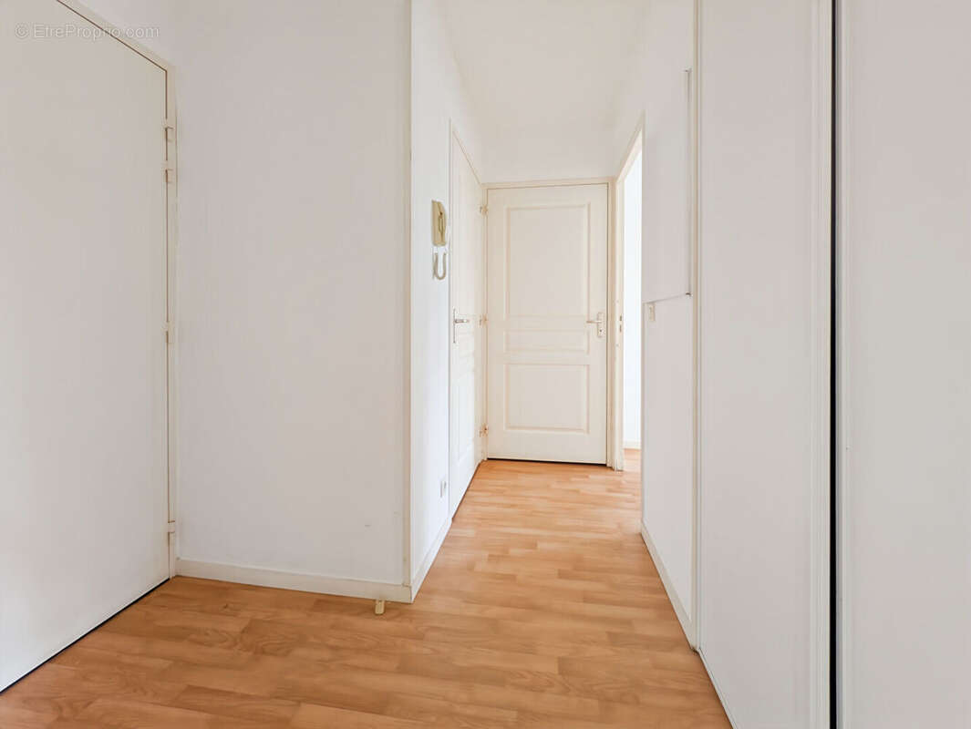 Appartement à SAINT-AUBIN-D'AUBIGNE