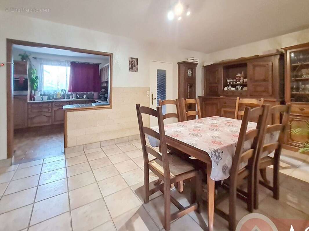 57621098d.jpg - Maison à MONTMAGNY