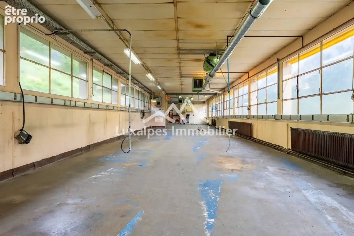 Commerce 495 m² à vendre à Bonneville (74130) - photo 4
