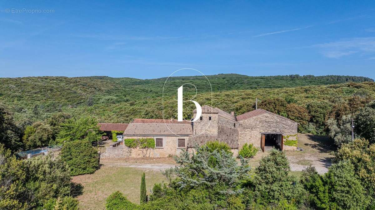 Maison à GOUDARGUES