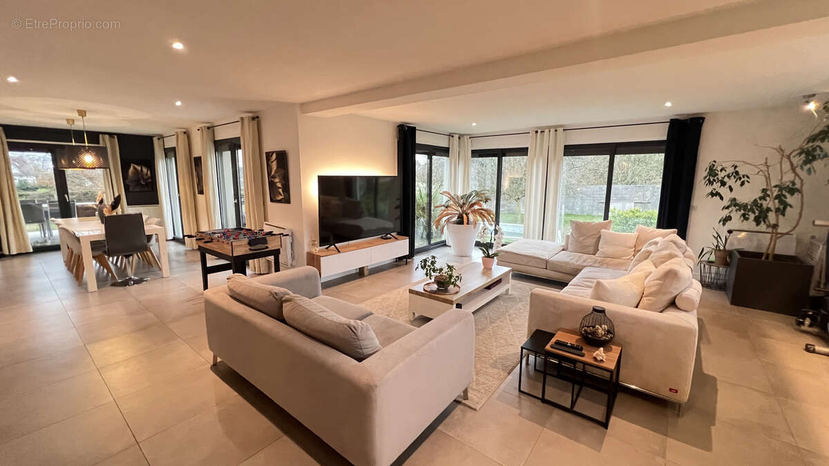 Maison à CHAMPCUEIL