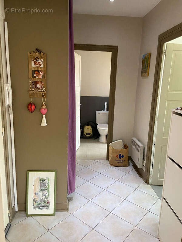 Bel appartement T2 dans Vendôme avec grand garage privatif.. - photo 8