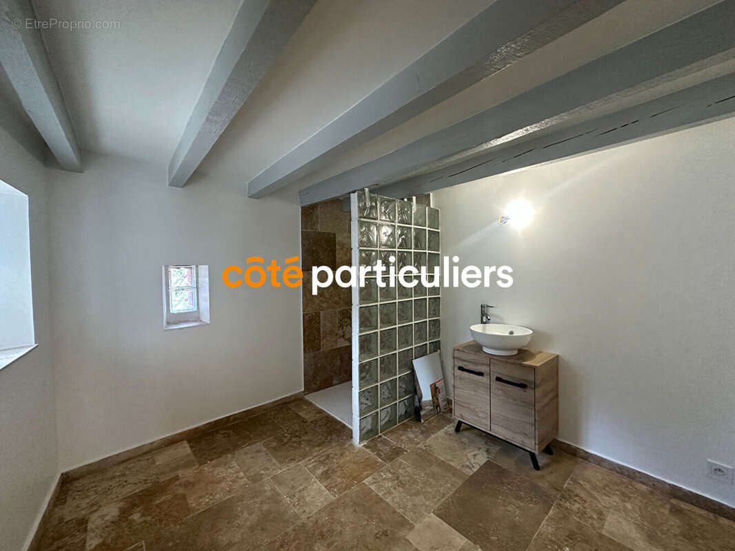 Maison à CHARENTON-DU-CHER