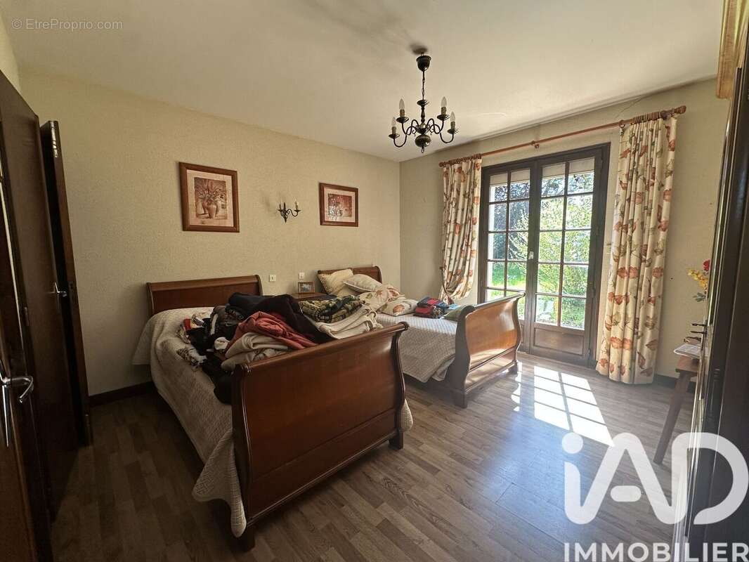 Photo 9 - Maison à VERINES