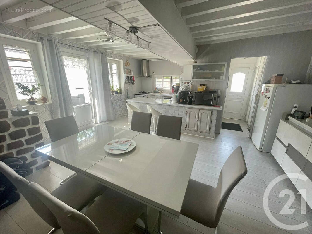 Maison à DAMMARTIN-EN-GOELE