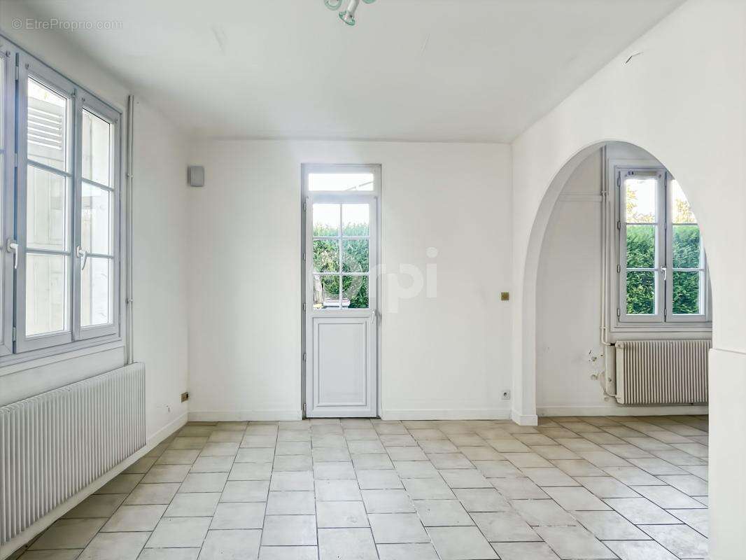 Maison à CONCHES-EN-OUCHE