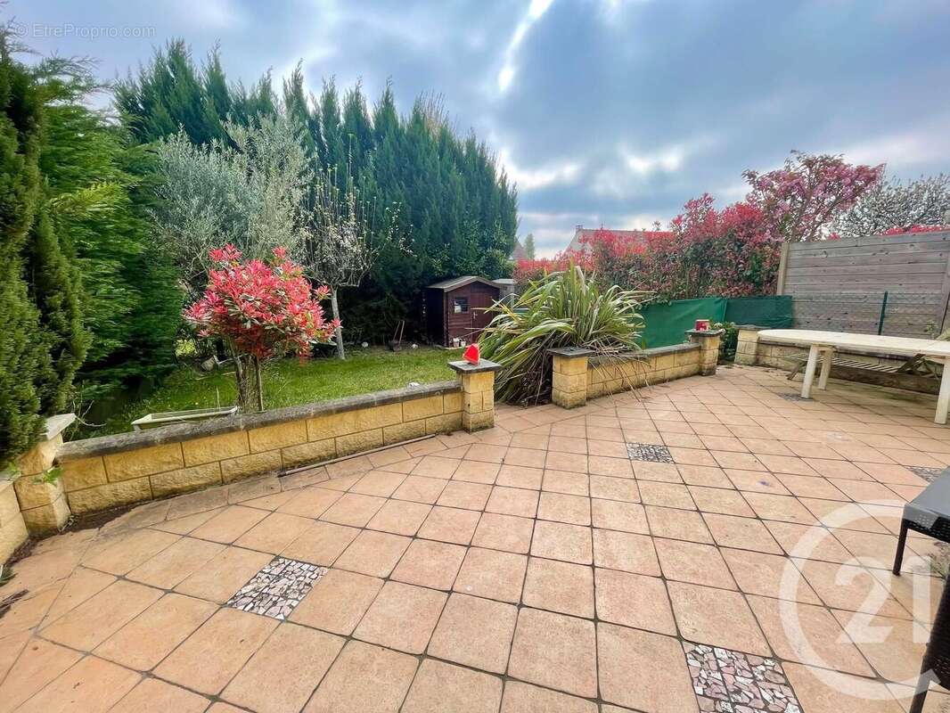 Maison à MOUSSY-LE-NEUF