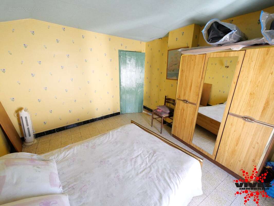 Maison à NISSAN-LEZ-ENSERUNE