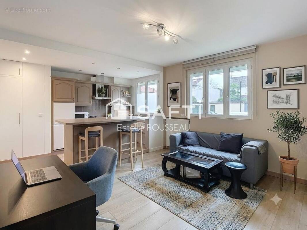 Photo 1 - Appartement à SAINT-MAUR-DES-FOSSES