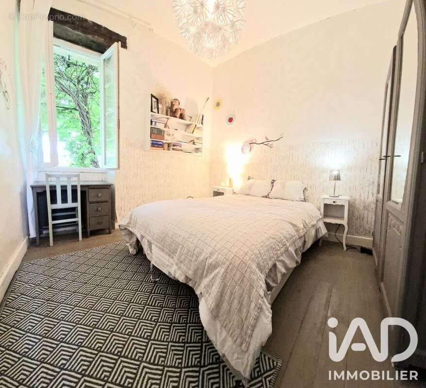Maison 210 m² à Payrac  - photo 7