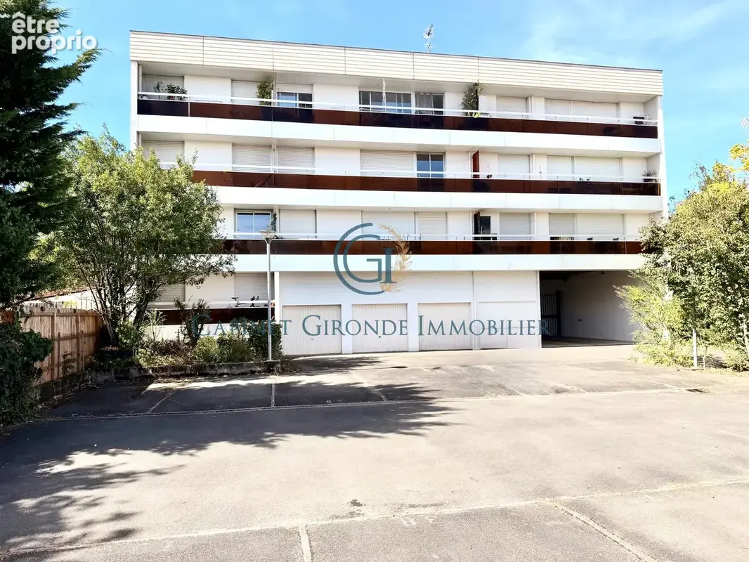 Cauderan appartement t2 balcon parking securise - photo 11