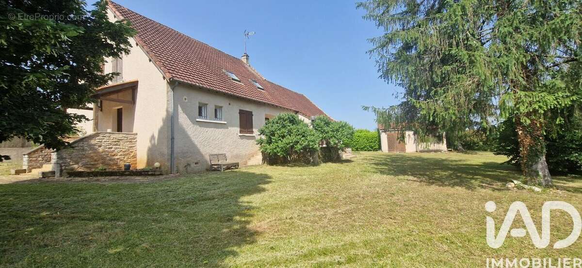 Photo 2 - Maison à LIMOGNE-EN-QUERCY