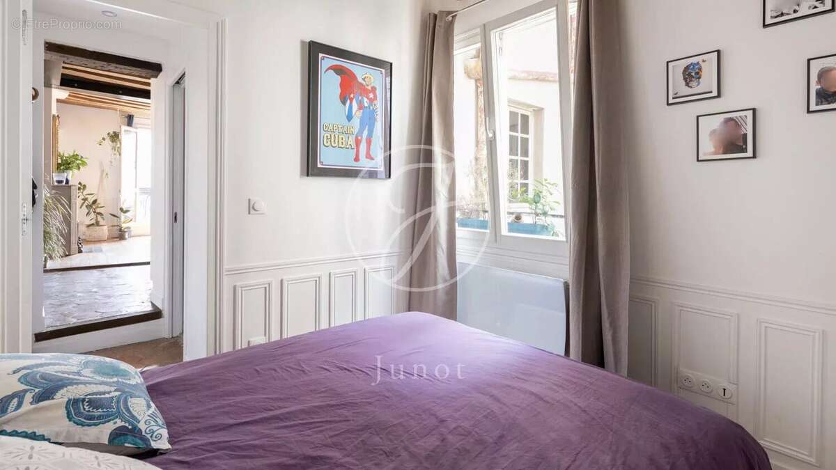 Appartement à PARIS-3E