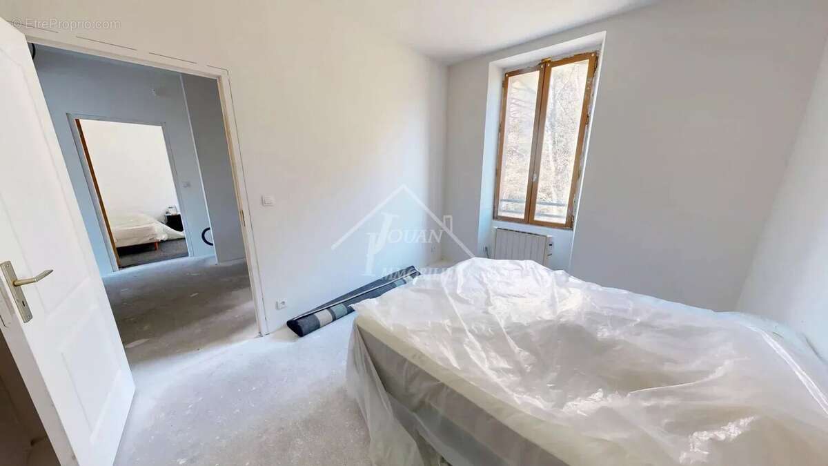 Maison à SAINT-ELOY-LES-MINES