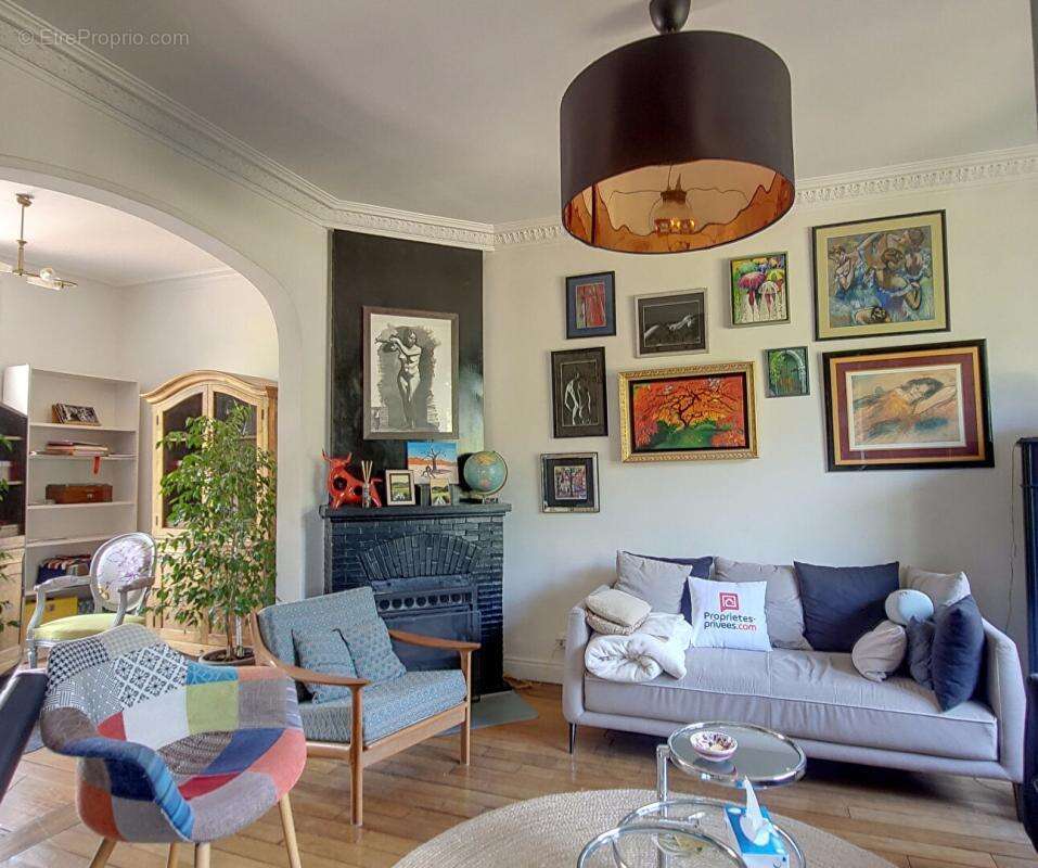 Maison à COMBS-LA-VILLE