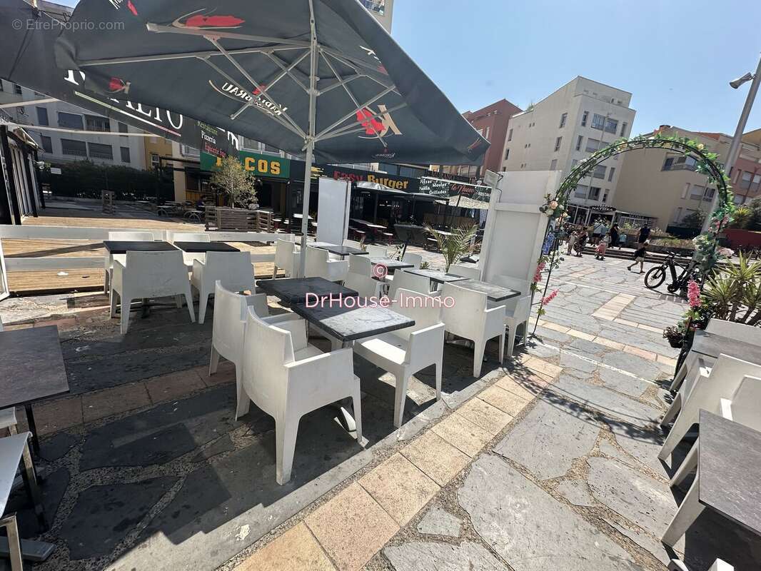 Commerce à AGDE