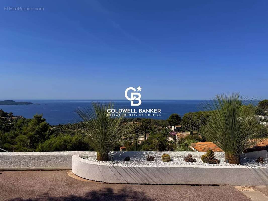 Villa vue mer incroyable - 83320 Carqueiranne - photo 2