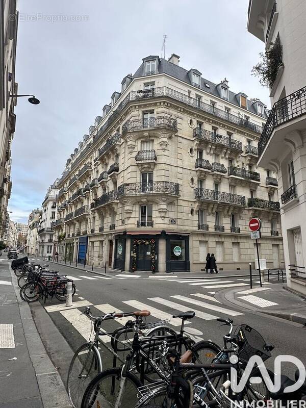 Photo 1 - Appartement à PARIS-14E