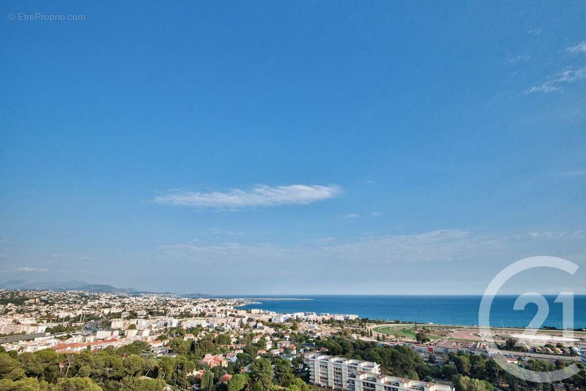 Appartement à CAGNES-SUR-MER
