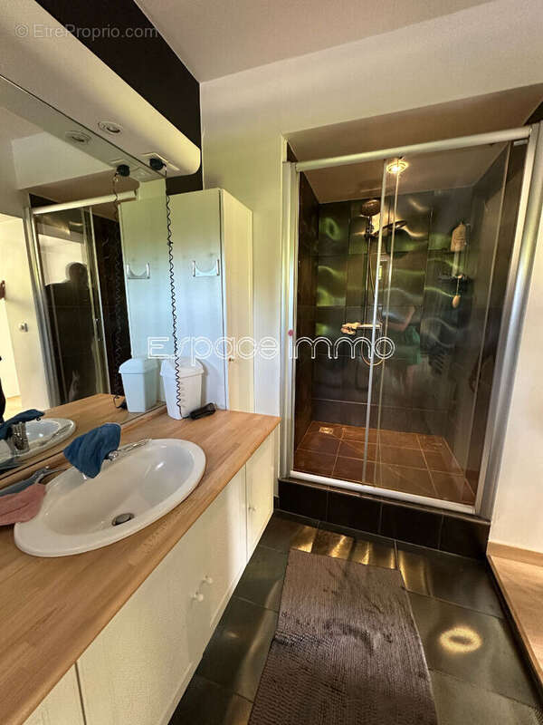 Maison à ISNEAUVILLE