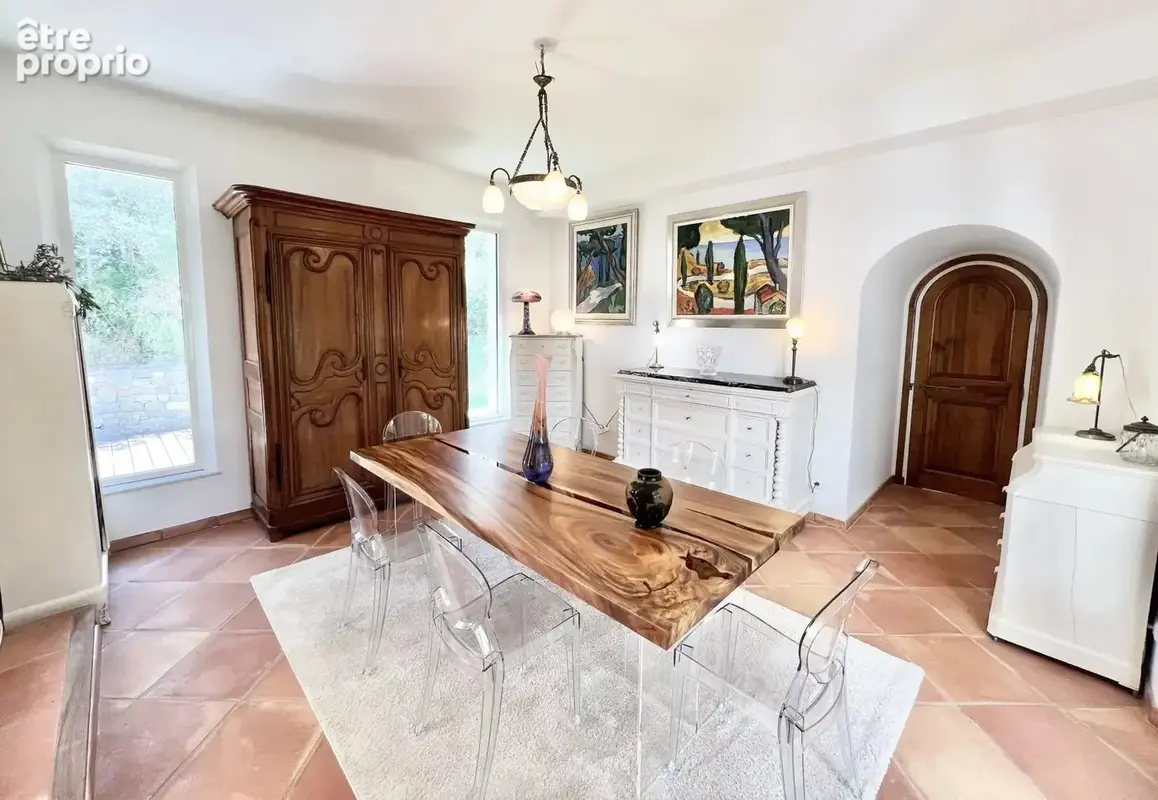 Maison de caractère aux prestations raffinées avec piscine à débordement - photo 15