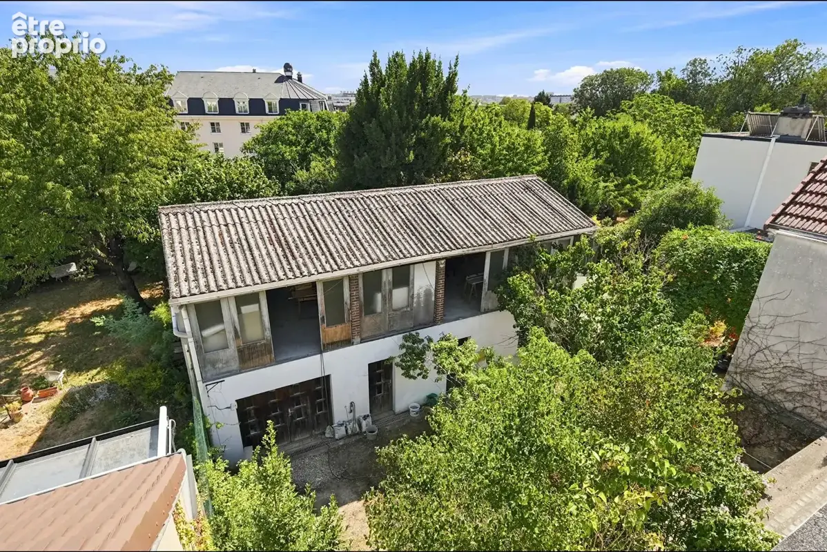 BAGNEUX  - Maison familiale 7 pièces de 136 m² avec jardin + atelier indépendant de 162 m² - photo 14