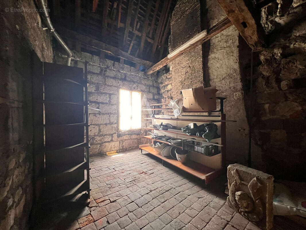 Appartement à MONTRICHARD