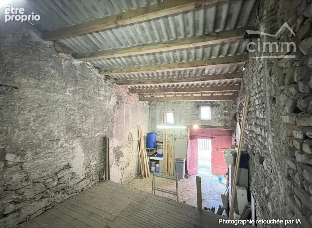  saint-marcellin-en-forez – 65 m² – entrepôt à rénover – hypercentre – 33 000€ - photo 6
