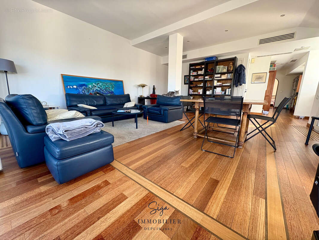 Appartement à MARSEILLE-7E