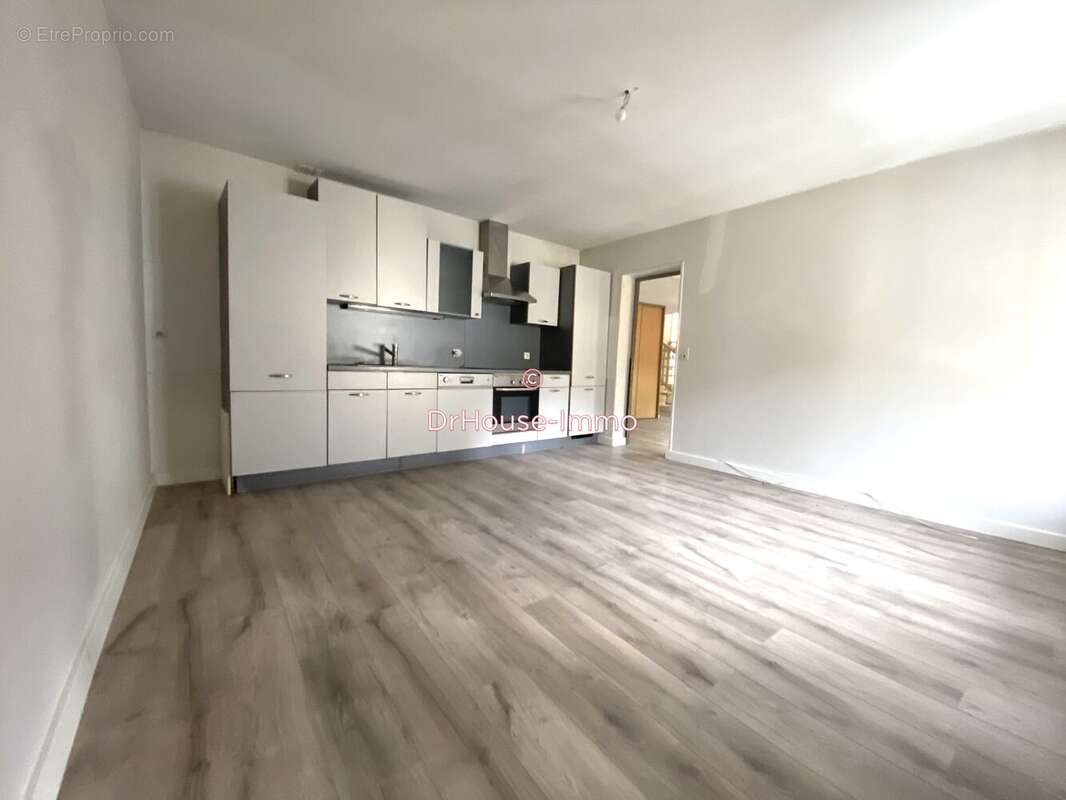 Maison 152 m² à Saint-Laurent-D'aigouze  - photo 29