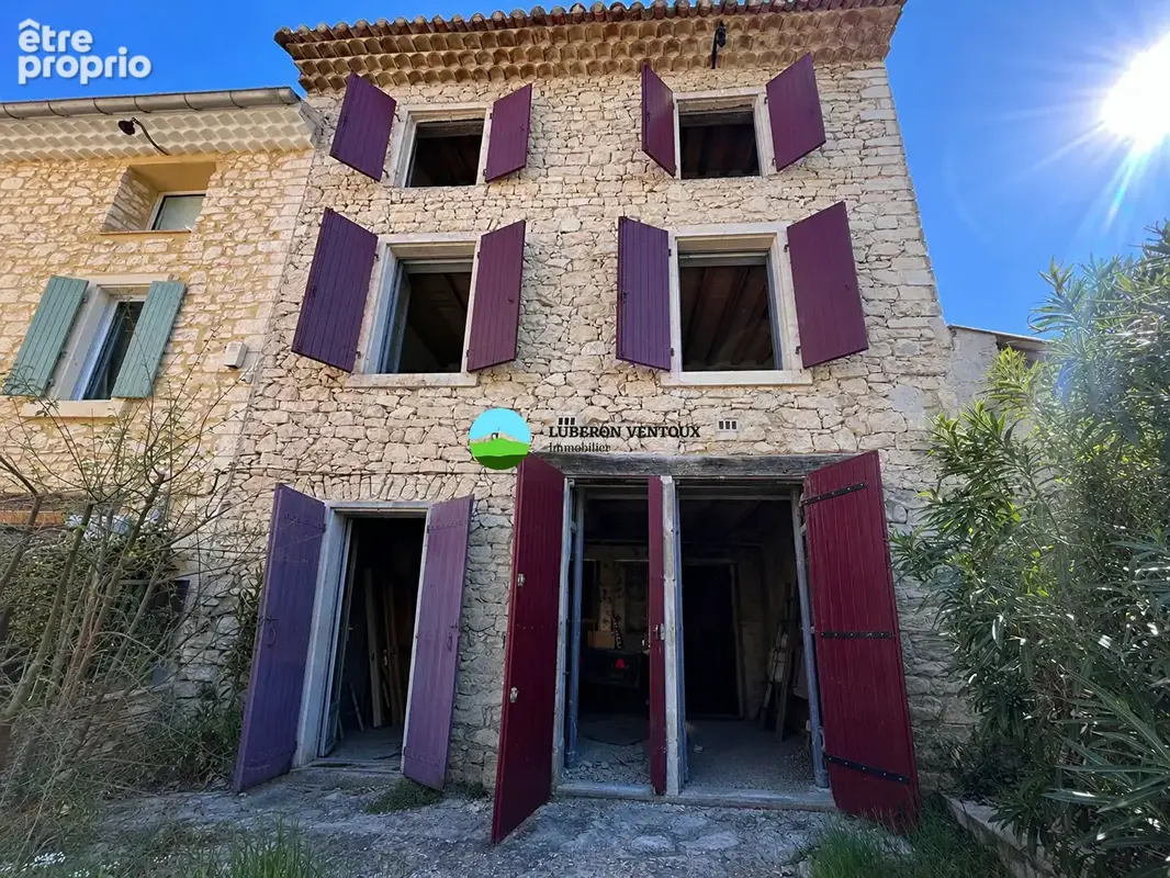 En exclusivite saint didier maison de village en pierre 150 m²  avec jardin clos et arboré. - photo 2