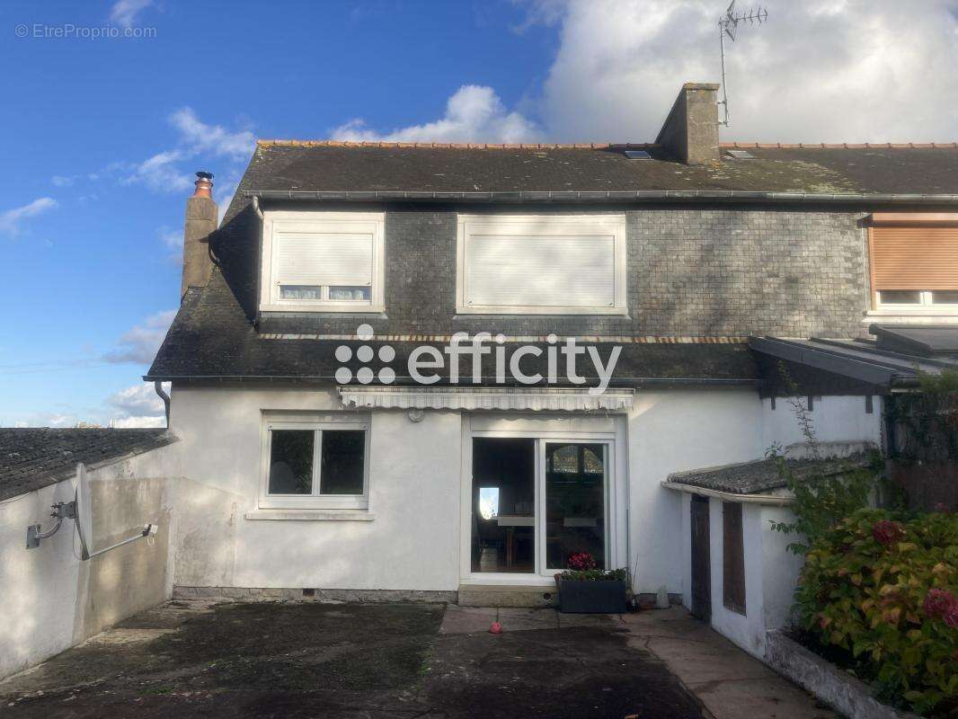 Maison à CHATEAUNEUF-D&#039;ILLE-ET-VILAINE