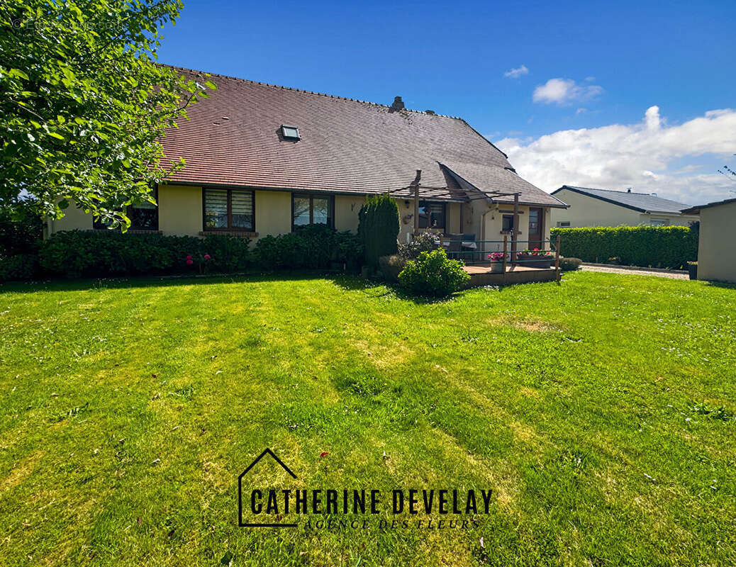 Maison à SAINT-PIERRE-DU-BOSGUERARD