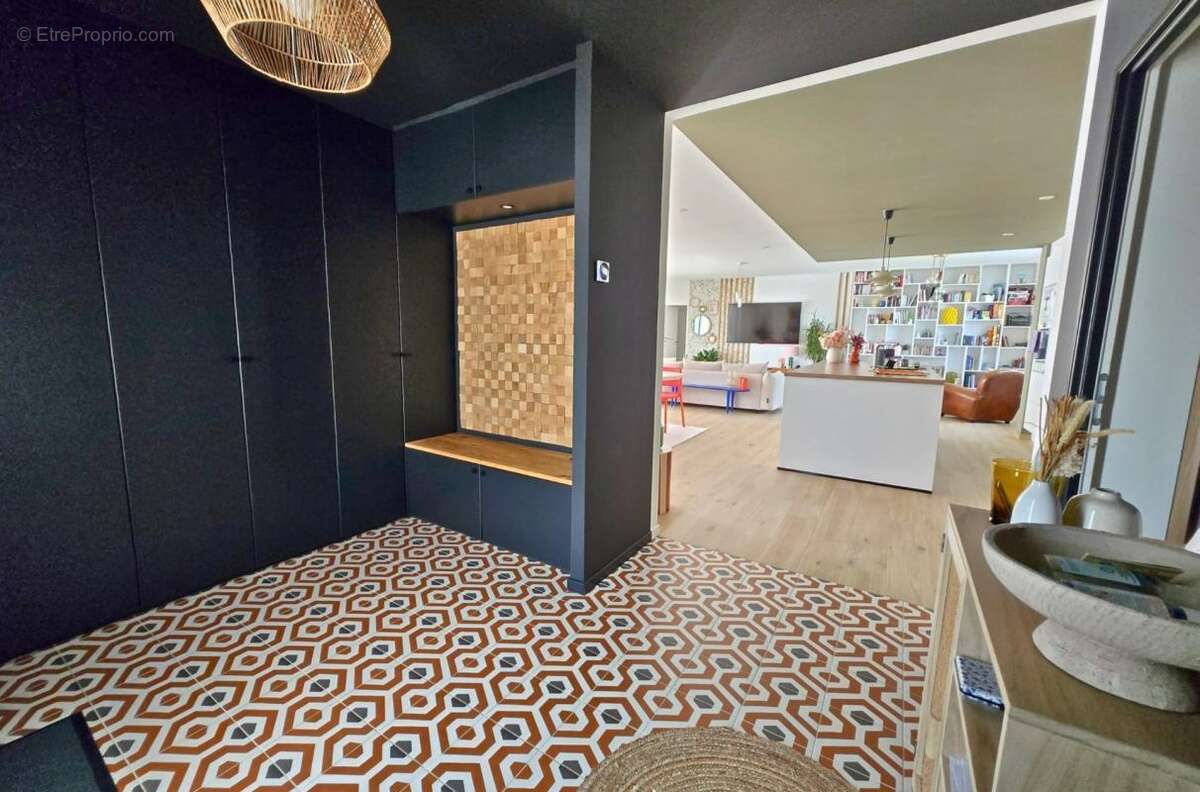 Maison de haut standing à vendre 8 pièces BOULAZAC (24) - photo 8