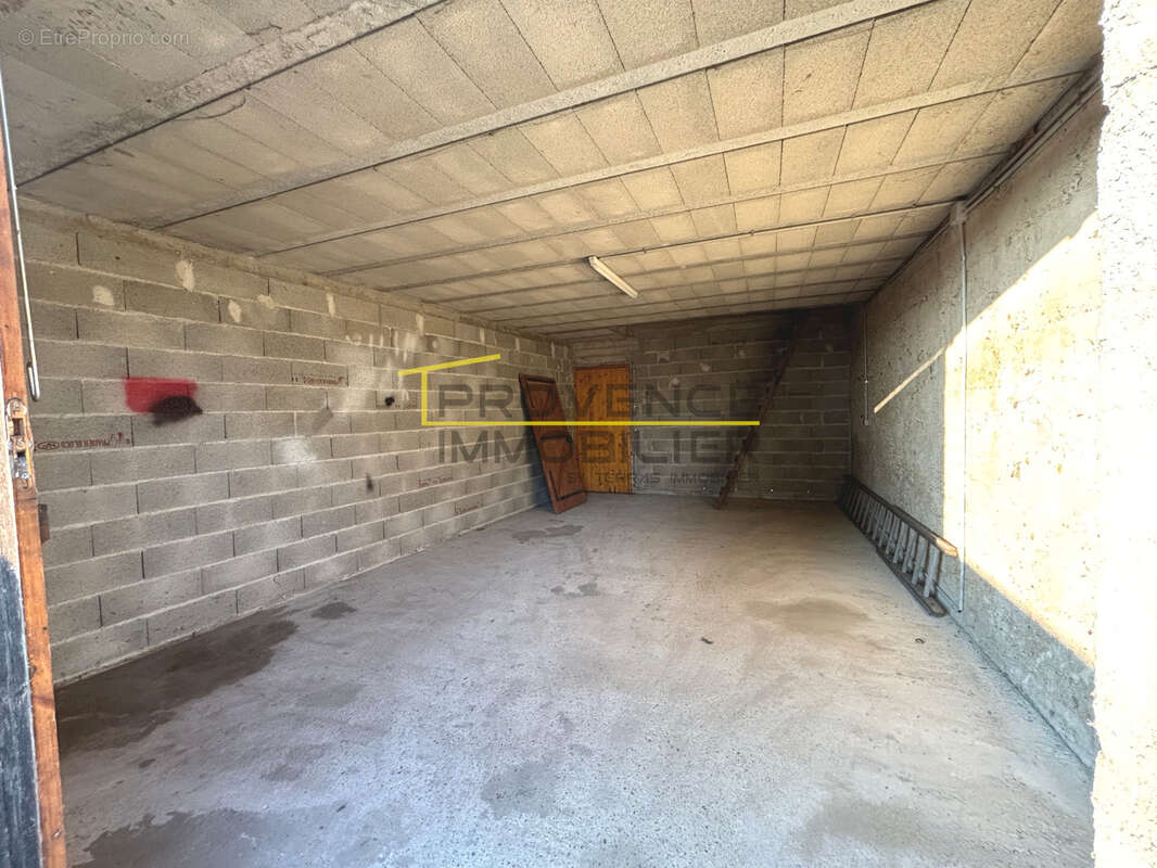 Maison à CHATEAUNEUF-DU-RHONE