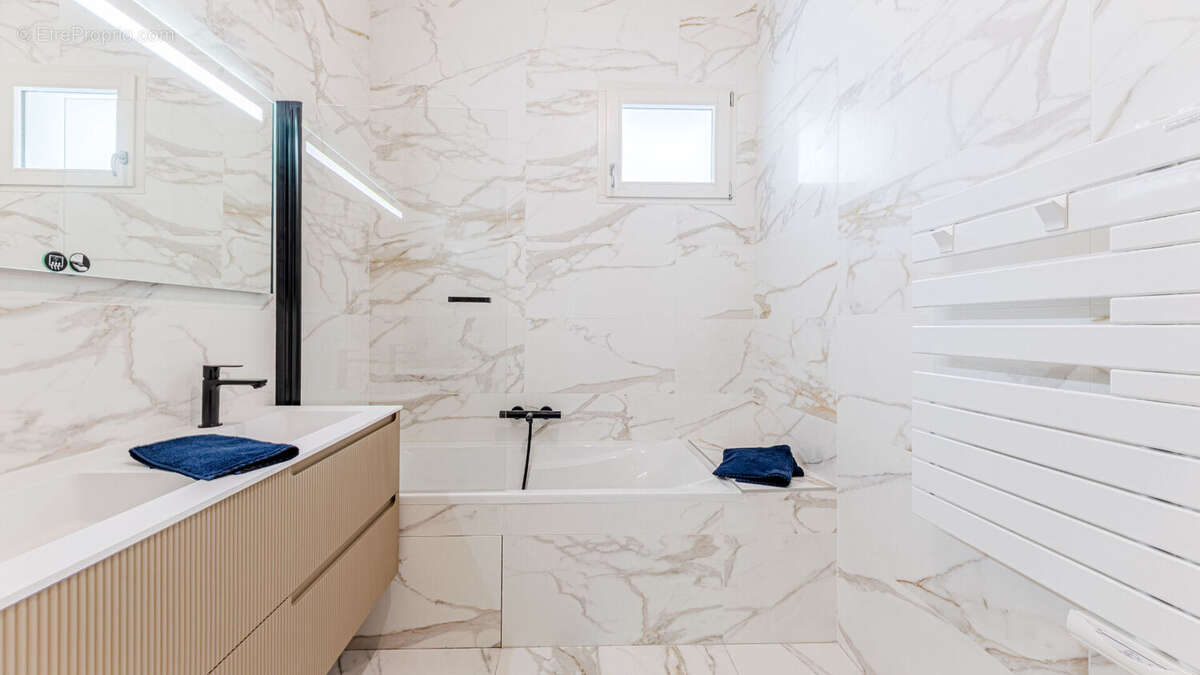 Appartement à AIX-LES-BAINS