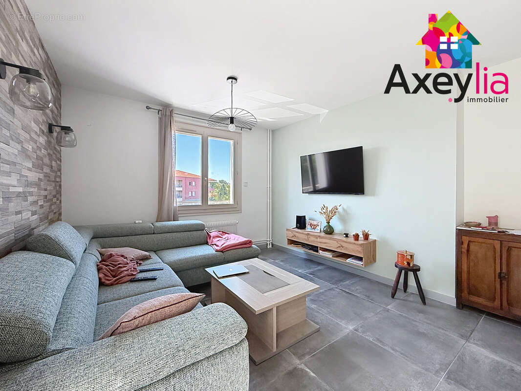 Appartement à RIORGES