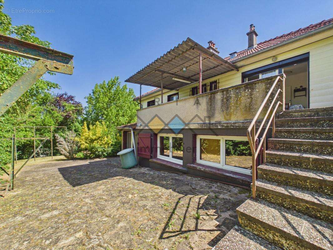 Maison 146 m² à Sainte-Ruffine  - photo 20