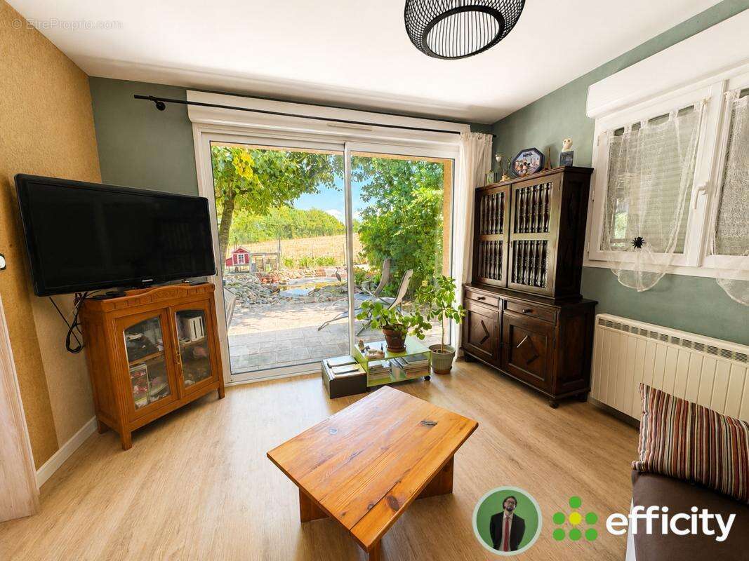 Maison 139 m² à Condeissiat  - photo 8