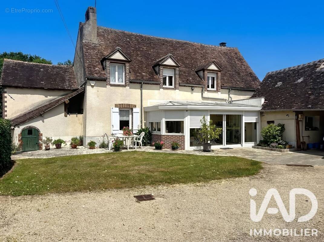Photo 1 - Maison à SAINT-GERMAIN-DES-PRES