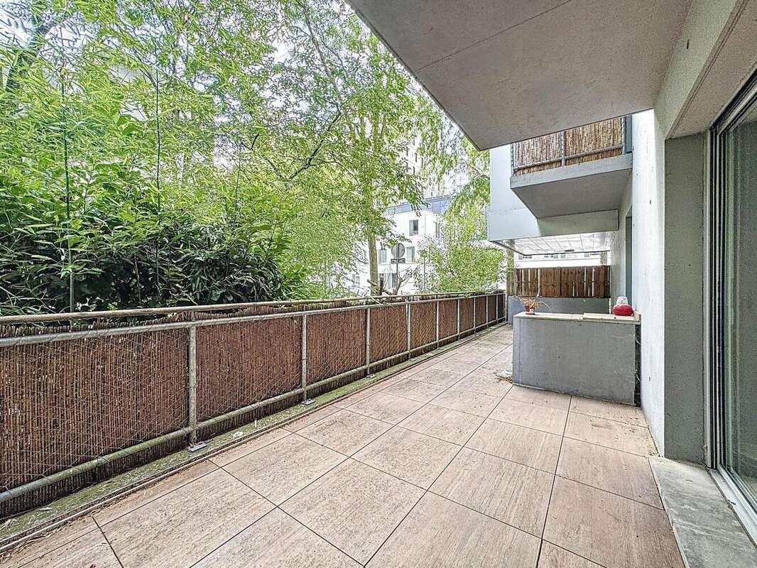   - Appartement à LILLE