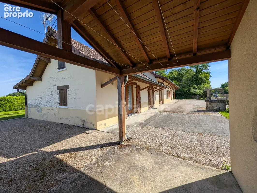 Maison à BLETTERANS