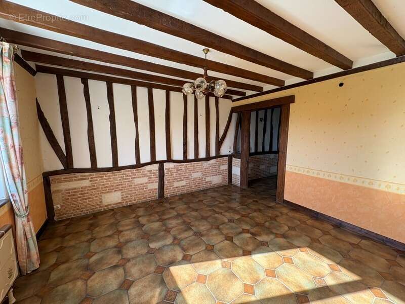 Maison à rénover avec vie de plain-pied 4 Chambres sur sous-sol dans le bourg de SAINT-VIGOR-D'YMONVILLE (76430) - photo 7