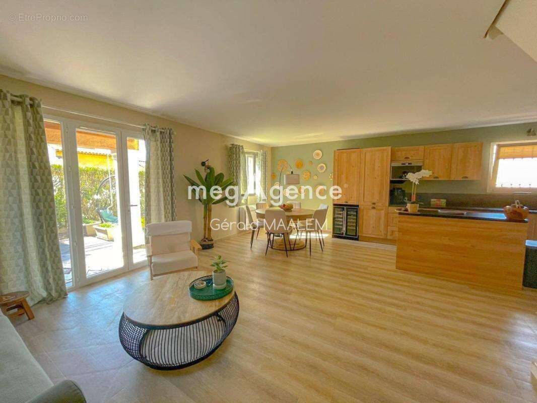 Maison à CAVALAIRE-SUR-MER