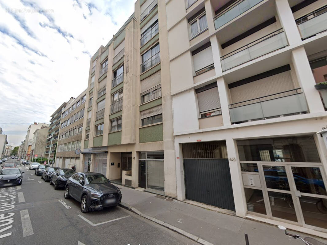 Parking à LYON-3E