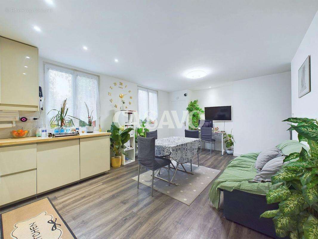 Vente Appartement 2 pièces de 39m² - 93240 Stains - photo 4