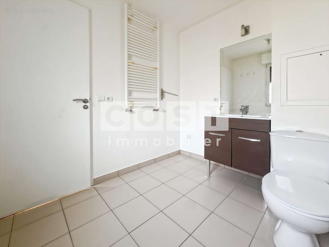Appartement à COLOMBES