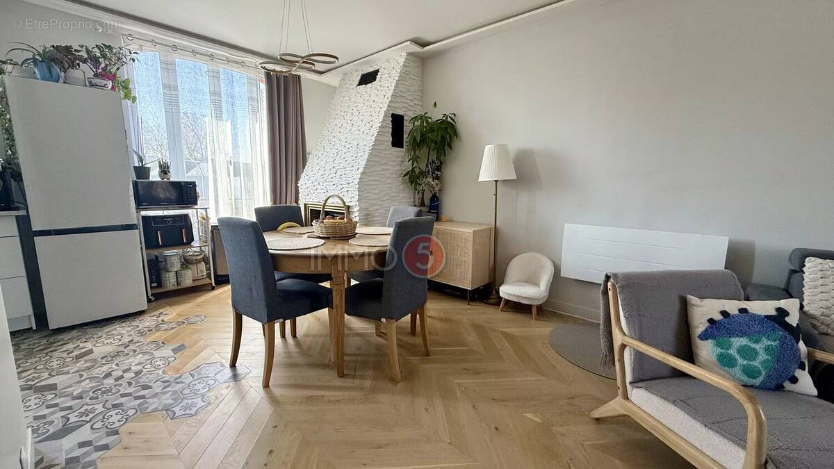 Appartement à VILLEMOMBLE