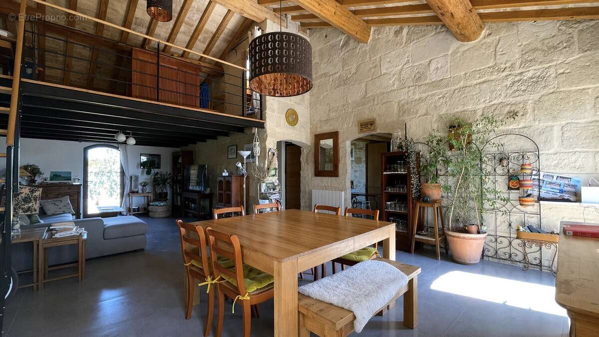 Maison à AIGUES-MORTES